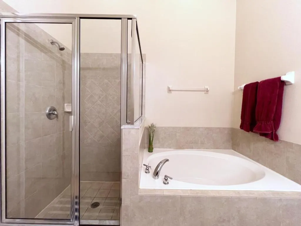 Great Privacy By Pool- Pool Home With Game Room Home Davenport 0*,