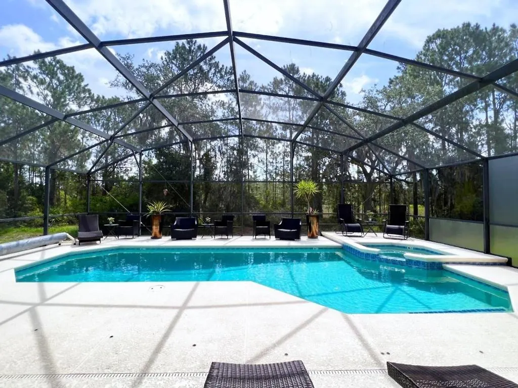 Great Privacy By Pool- Pool Home With Game Room Home Davenport United States
